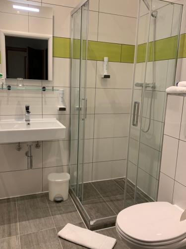 Double Room image 5