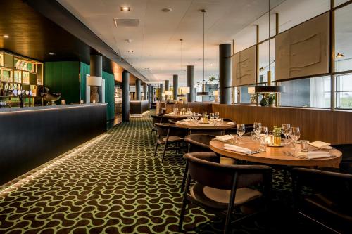 Van der Valk Zaltbommel-A2 in Zaltbommel