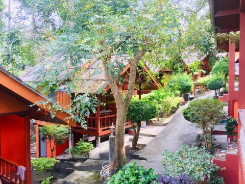 Bejárat, Save Bungalow near Jansom Öböl