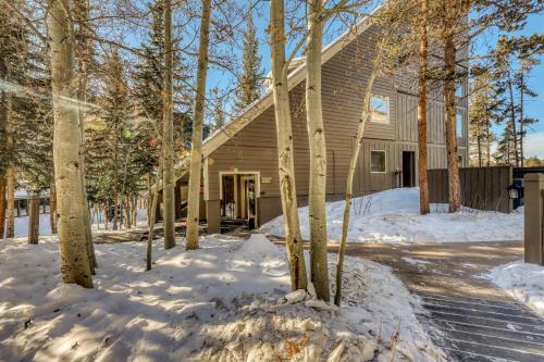 Pines Condominiums in Keystone, USA
