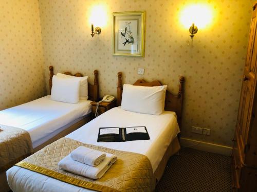 Brook Red Lion Hotel - image 6