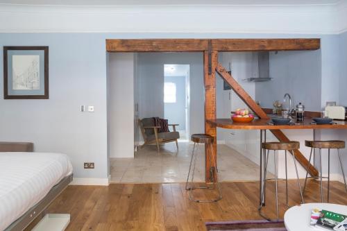 New Row Studio II by Onefinestay