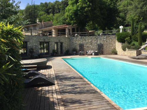 Gîtes Lumière en Luberon gîte à louer Viens