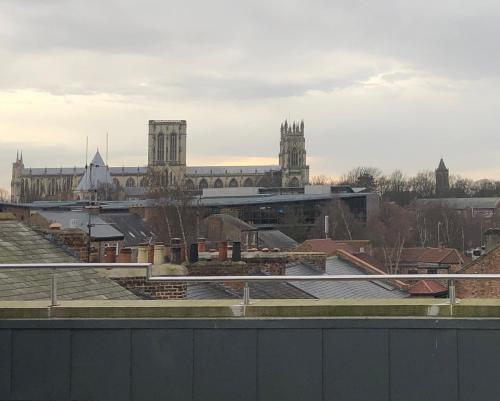 Chapel Penthouse - image 13