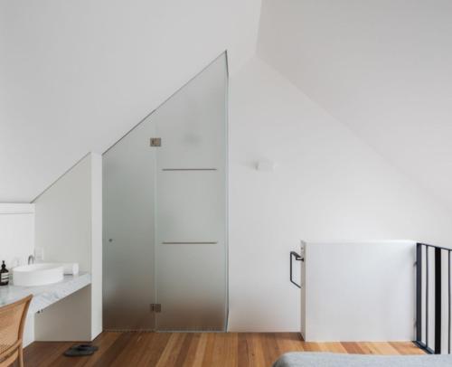 Architectural Design Award winning city House - image 5