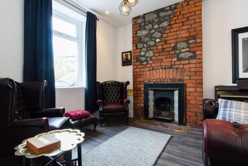 Amazing House! Central Cardiff With Parking, Cardiff, South Wales