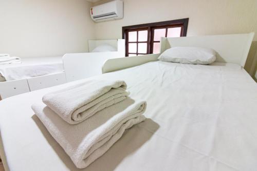 Bed in 4-Bed Mixed Dormitory Room image 2