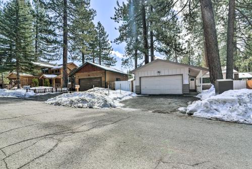 Updated Dog-Friendly South Lake Tahoe Home with Yard - image 7