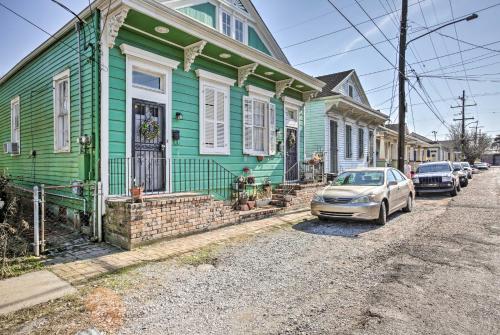 NOLA House in Irish Channel - Walk to Magazine St!