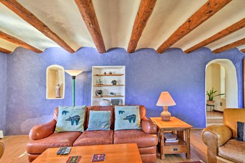 Taos House with Yard - Walk to Historic Taos Plaza! in Taos, USA