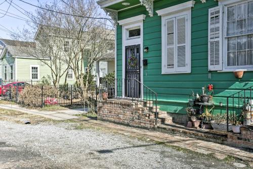 NOLA House in Irish Channel - Walk to Magazine St!