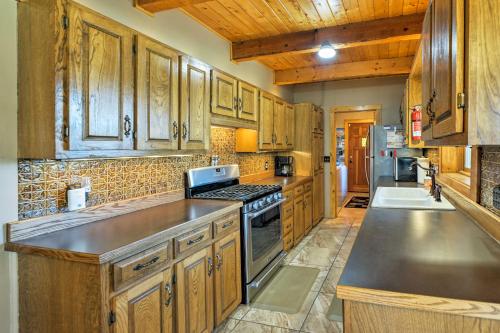 Log Cabin near Wolf Creek with Lake and Mtn Views! - image 5
