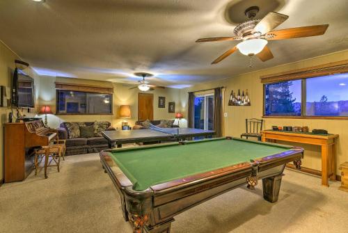 South Lake Tahoe 'Mountain View Lodge' with Hot Tub! - image 8