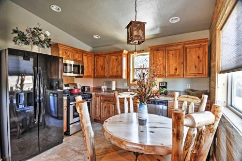 Pagosa Springs Apartment - Hot Tub and Spacious Deck - image 2