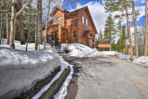 Snowshoe and Ski Home with Mtn-View Deck in Breck! in Sally Barber