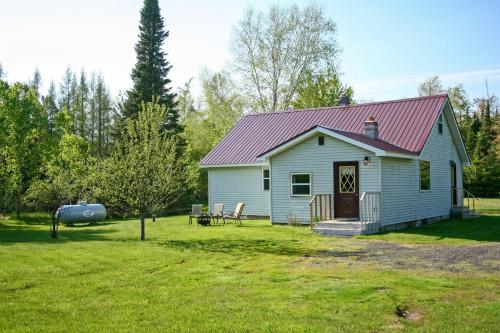 Secluded Home 15 Min from Lake Nebagamon! - main image
