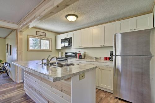 Secluded Home 15 Min from Lake Nebagamon! - image 5