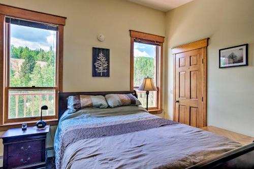 Guestroom, Cozy Home with Deck and Mountain Views, Walk to Casinos in Central City