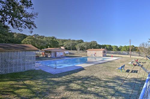 Secluded Home - Canyon Lake View Near Boat Launch! in Canyon Lake (TX)