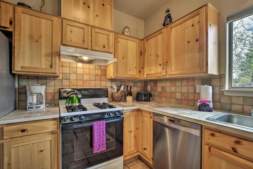 1 Mi to Santa Fe Plaza Quiet Home with Patio in Santa Fe, USA