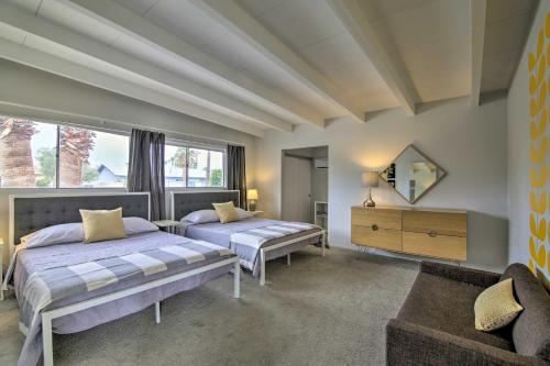 Mid-Century Modern Home by Downtown Palm Springs! - image 8