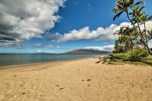 Garden View Condo with Pool - 400 Feet to Beach!