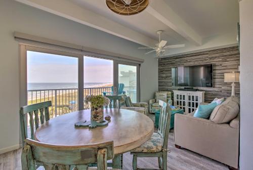 Condo with Ocean-Facing Balcony and Pool and Spa Access! - image 4