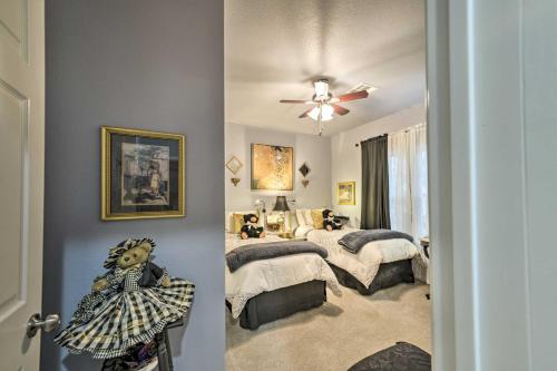 Cozy Bearadise Bungalow 2 Mi to Magnolia Market! - image 9