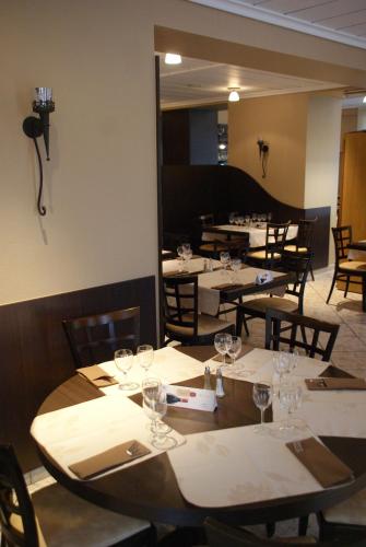 Restaurant, Charly's Gare in Niederanven