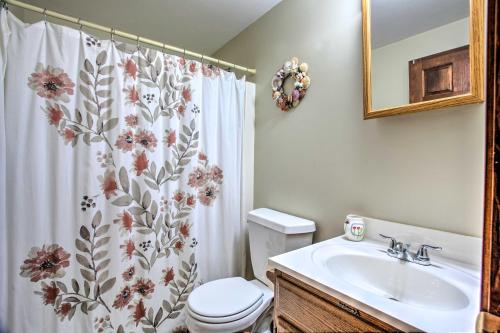 Peaceful Rochester Apartment 18Mi to Plymouth Rock - image 7