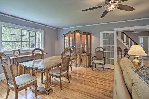 Beautiful Lenox Home, 3 Mi to Shakespeare and Co! in เลอโนซ์ (MA)