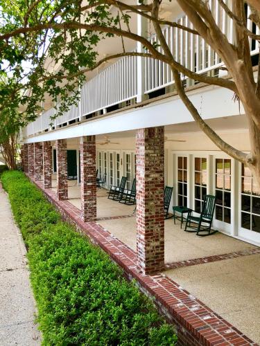 The Lodge at The Bluffs in Saint Francisville, USA