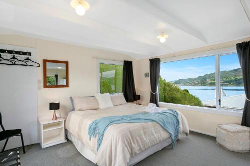 Macbay Retreat - Macandrew Bay Holiday Home photo 4