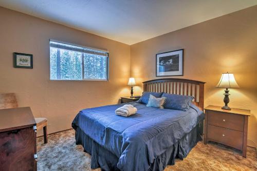 3BR+Loft S. Lake Tahoe Cabin w/ Deck & Gas Grill! - image 10