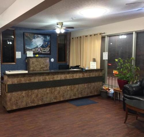Joys Inn Niagara Falls photo
