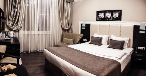Mozart Hotel - image 11