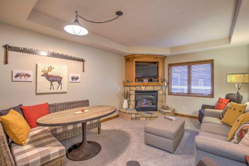 Breck Studio with Hot Tub Access Less Than 1 Mi to Main St!