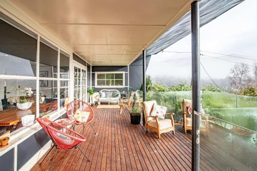 The Grandstand - French Farm Holiday Home in French Farm