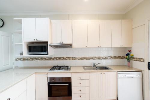 Konyha, Canberra Ave Villas in Queanbeyan