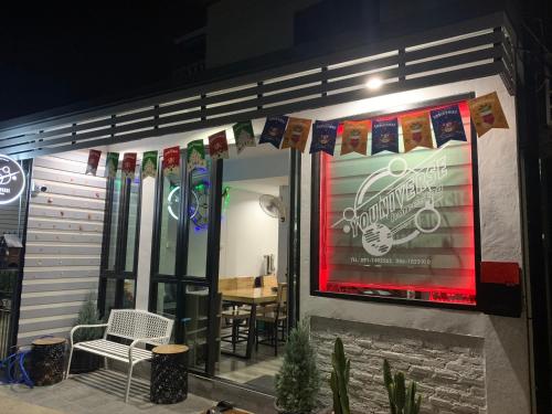 Youniverse Homestay – Chiang Mai, IA