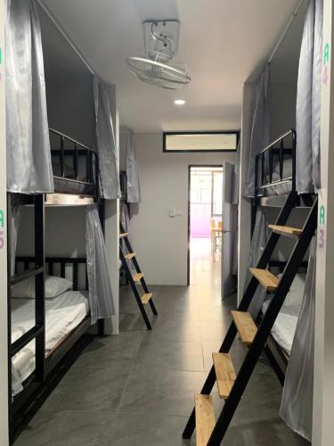 Youniverse Homestay – Chiang Mai, IA