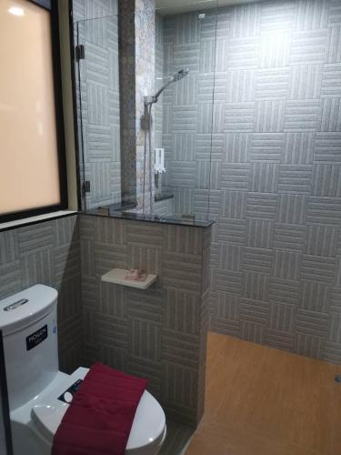 Bathroom, PS Thungsao Hotel in Hat Yai