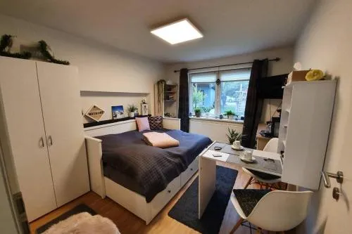 Zentrales Zimmer auf dem Land in Großsolt, Deutschland