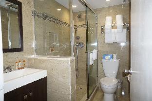 Room #5643313 image 3