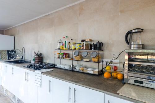 Konyha, STARBAL in Es Castell