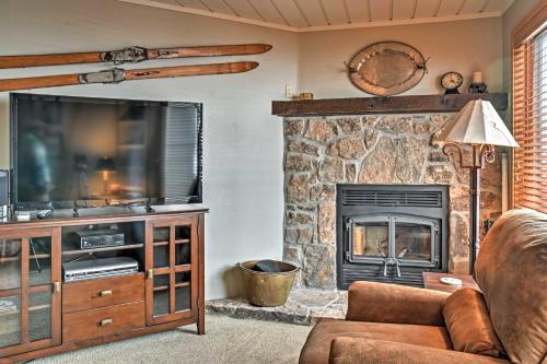 B&B Crested Butte - Eagles Nest Crested Butte Townhome with Mtn Views - Bed and Breakfast Crested Butte