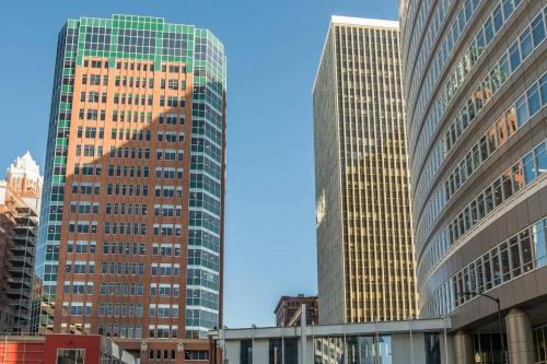 Frontdesk R&T Lofts Downtown Des Moines - image 12
