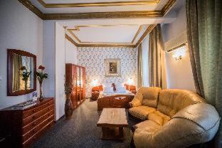 Bucharest Comfort Suites Hotel - image 3