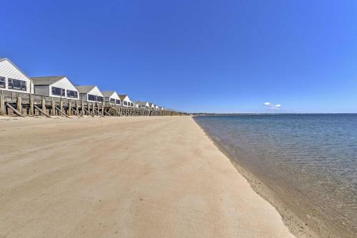 Truro Condo with Deck on Cape Cod National Seashore - image 4