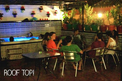 Triana Backpackers - image 2